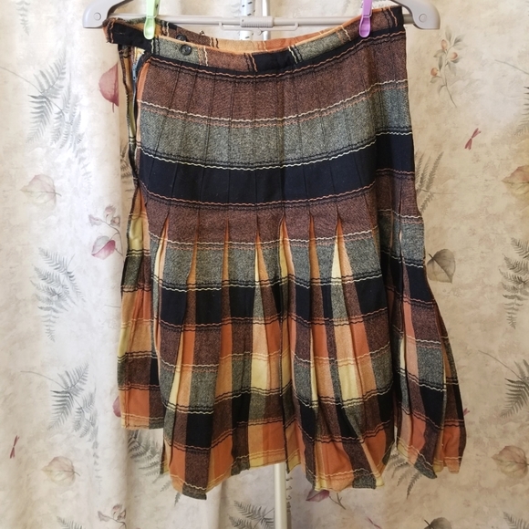 Vintage reversible wool midi plaid skirt (large) - Picture 2 of 2